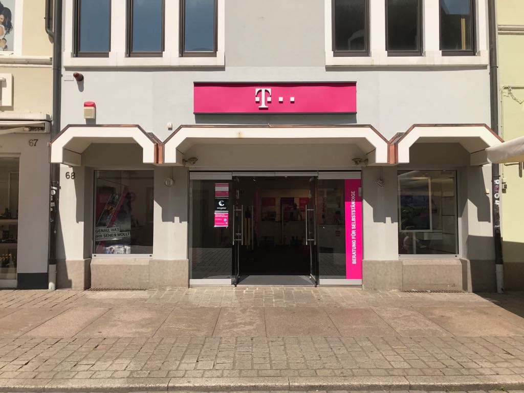 Store photo