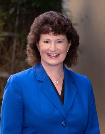Photo of Emily Bach