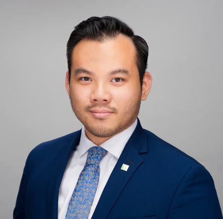 Headshot of Roger Pan - TD Wealth Financial Advisor