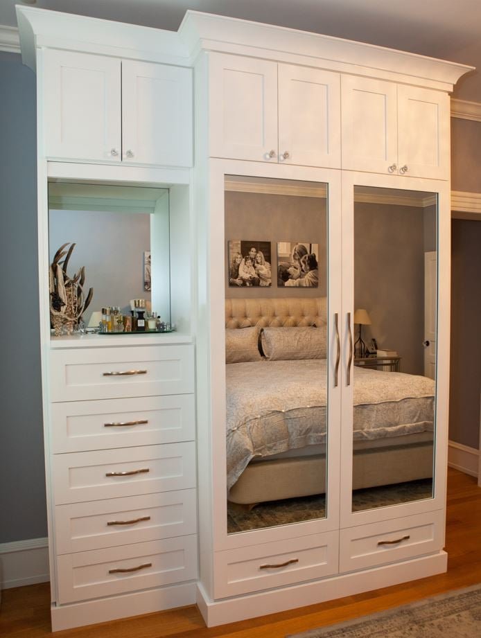 Custom Boys Reach-In Closet Bedroom Wardrobe with Mirrored Doors and Backing, and Stunning Crystal Knobs with Gold Handles in Devon, PA