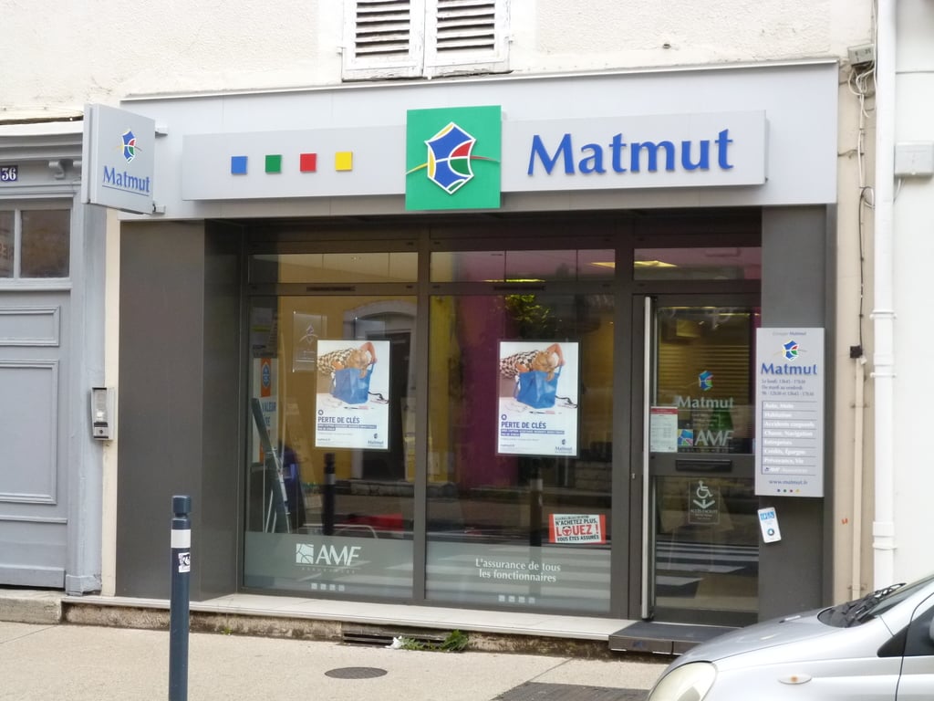 Façade de l'agence au 36 Rue Lecourbe à Lons-le-Saunier