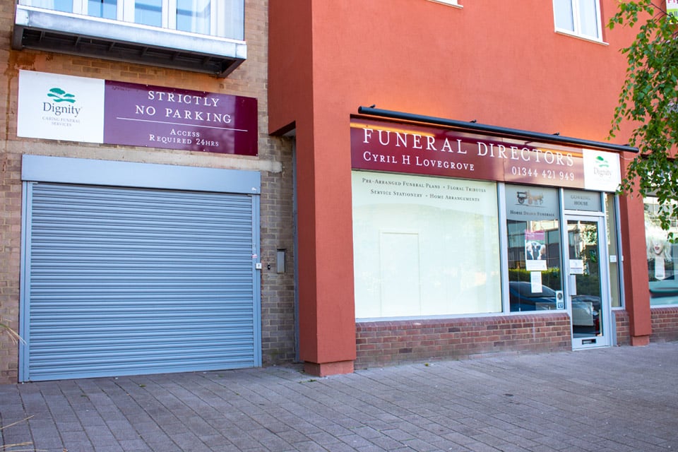 Cyril H Lovegrove Funeral Directors in Bracknell