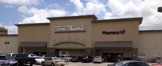 Tom Thumb Store Front Picture at 6377 Camp Bowie Blvd in Fort Worth TX