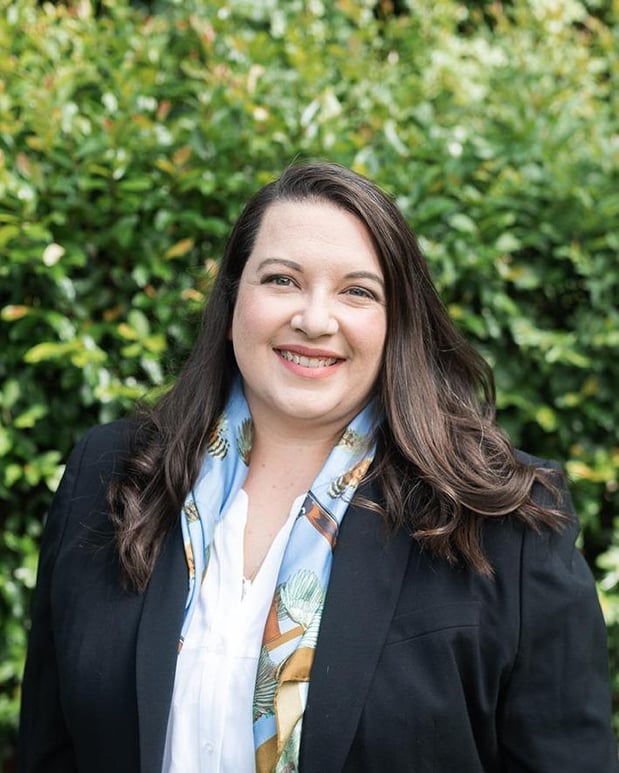 Carousel Associate Image