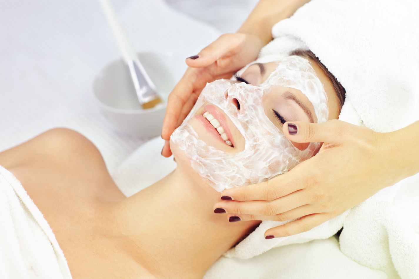 Woodhouse Summertime Glow Manicure & Pedicure Services