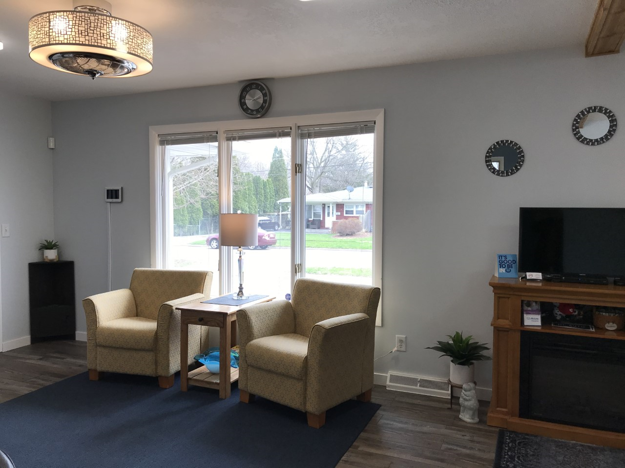 Photo gallery image