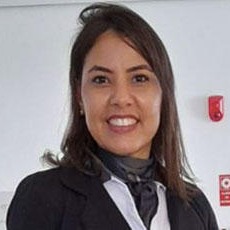 Tatiane Ferreira's headshot