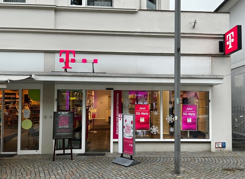 Store photo