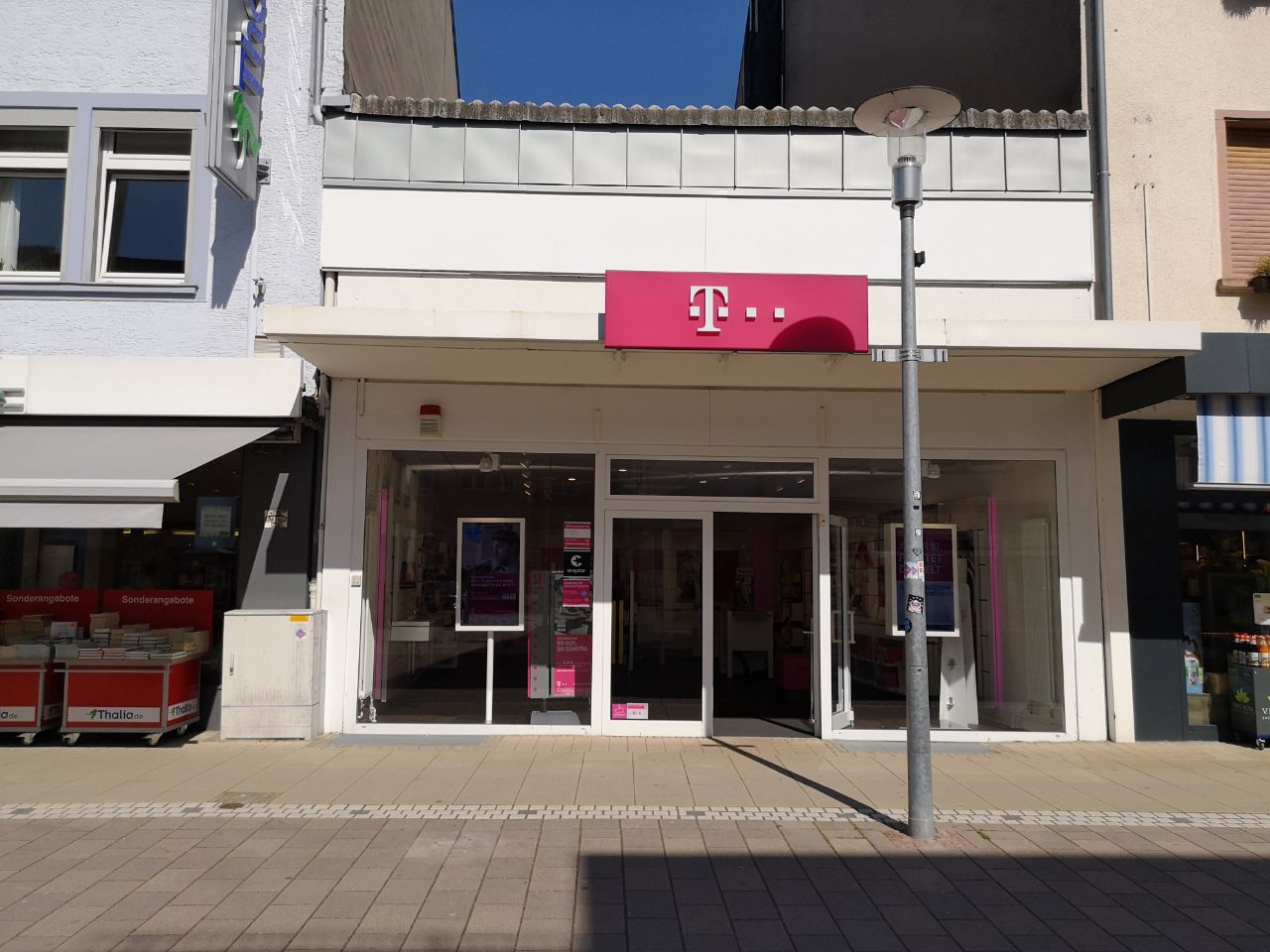 Store photo