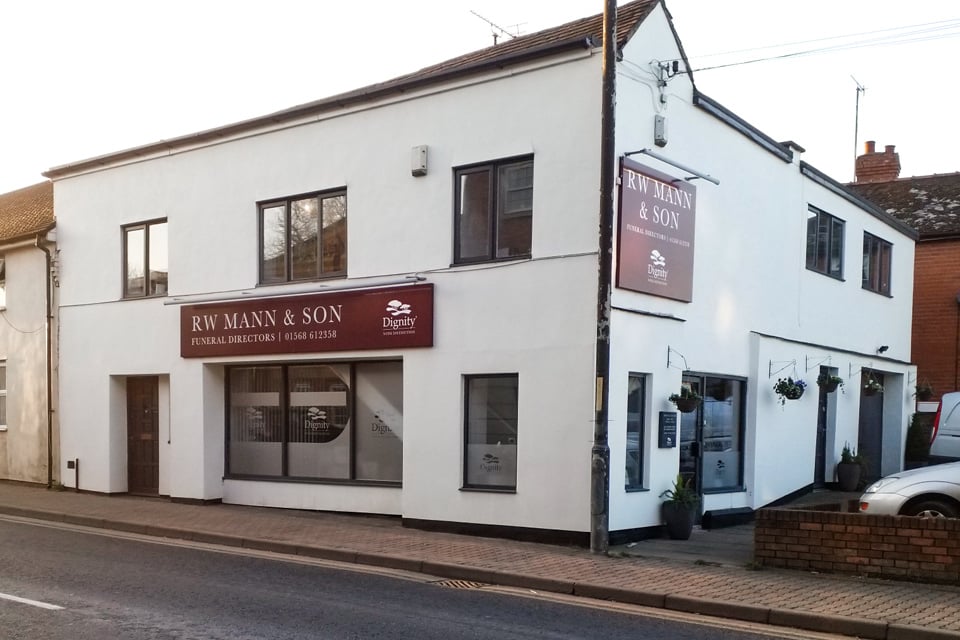 R W Mann & Son Funeral Directors in Leominster, Hertfordshire.