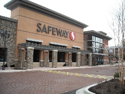 Safeway Store Front Picture at 7900 Ft Hunt Rd in Alexandria VA