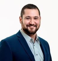 A headshot of Goosehead agent Sebastian Bowlden