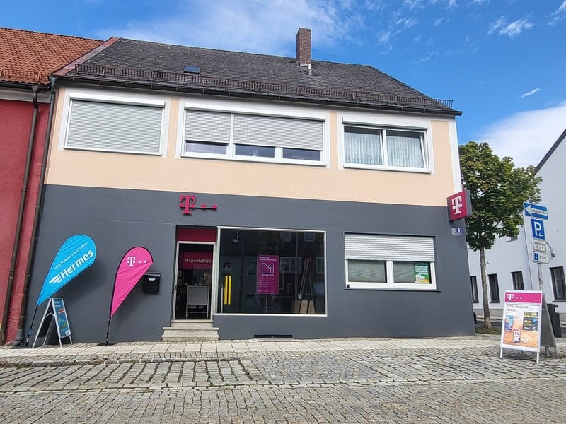 Store photo