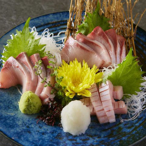 本日の鮮魚のお刺身3点盛り