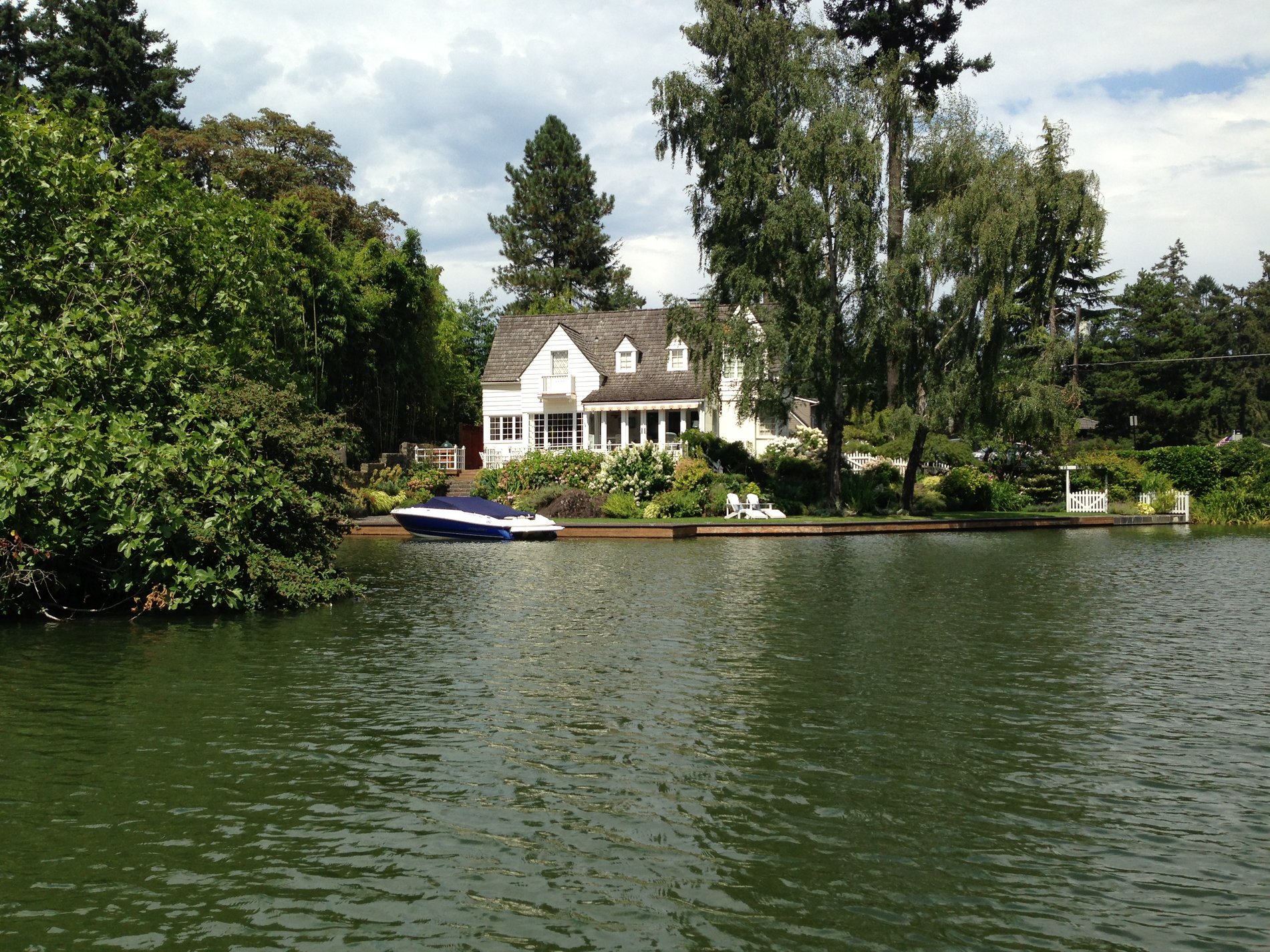 Photo gallery image
