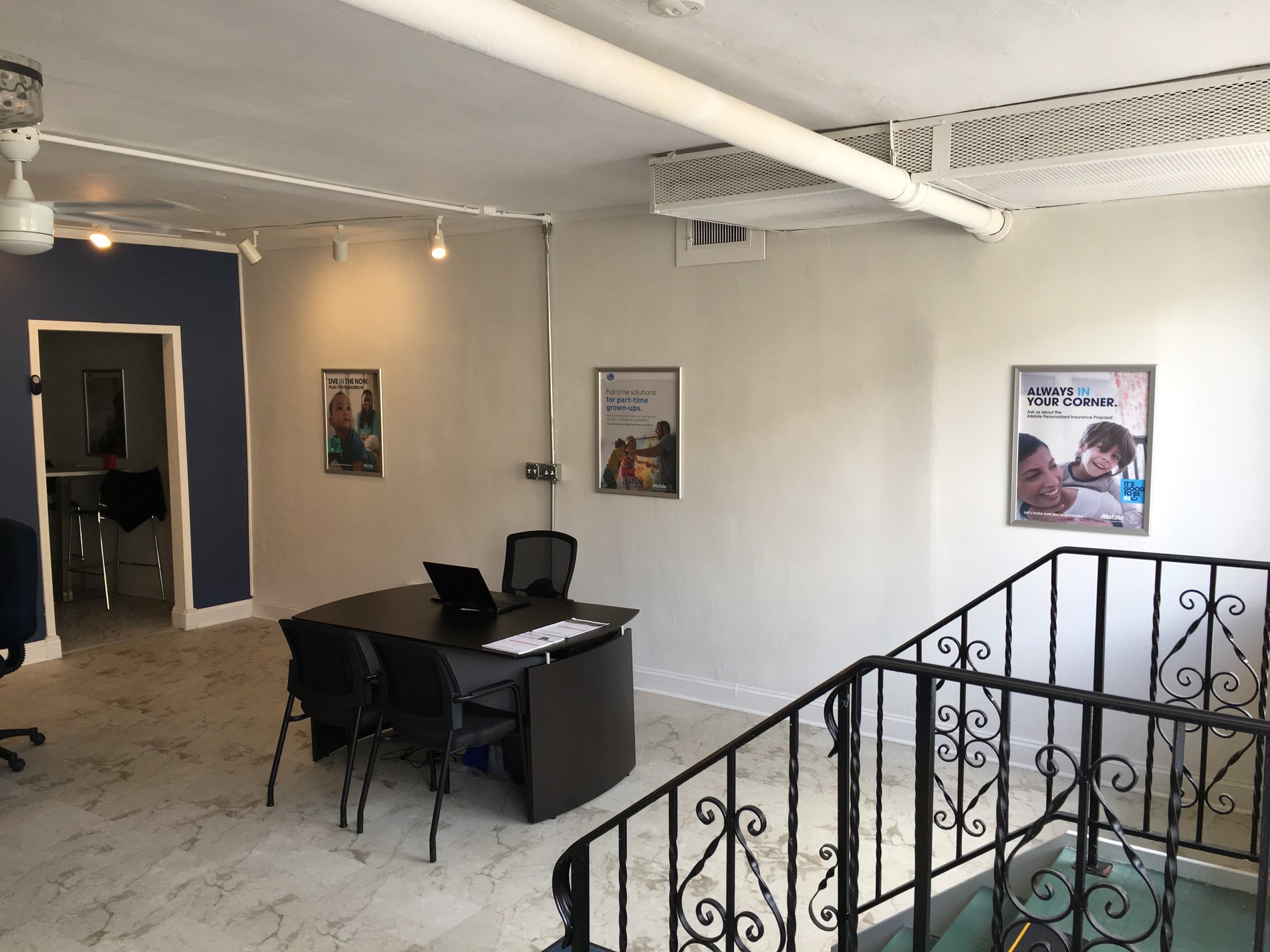 Photo gallery image