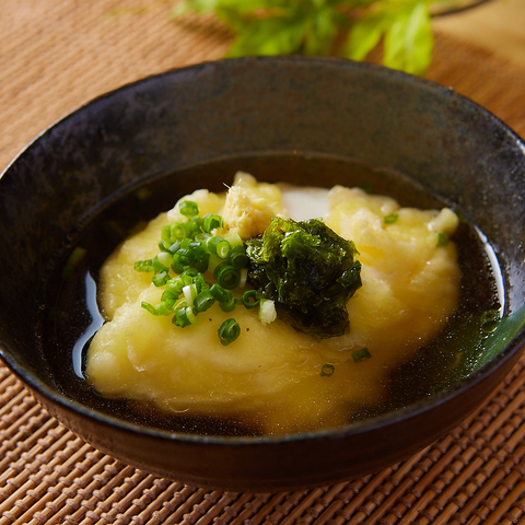 ジーマーミ豆腐とアーサーの揚げ出し