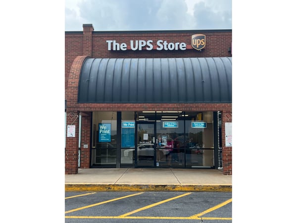 Facade of The UPS Store McDonough
