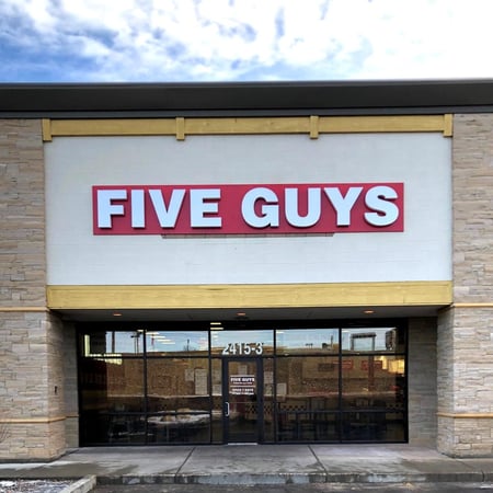 Store front of Five Guys at 2415 Us-93 N in Kalispell, MT.