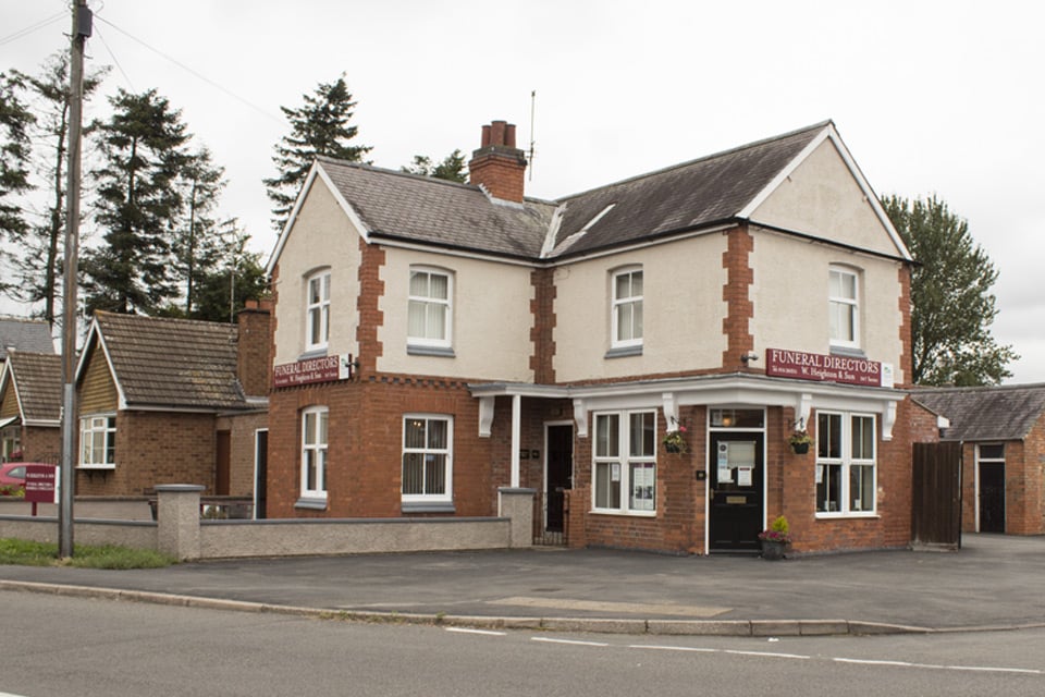 W Heighton & Son Funeral Directors in Littlethorpe, Leicester