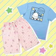 ゆとりあるシルエットの大人向けTシャツとチェック・ボーダー柄のハーフパンツ☆