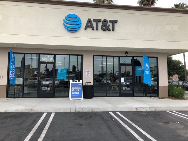 outside of AT&T Store.