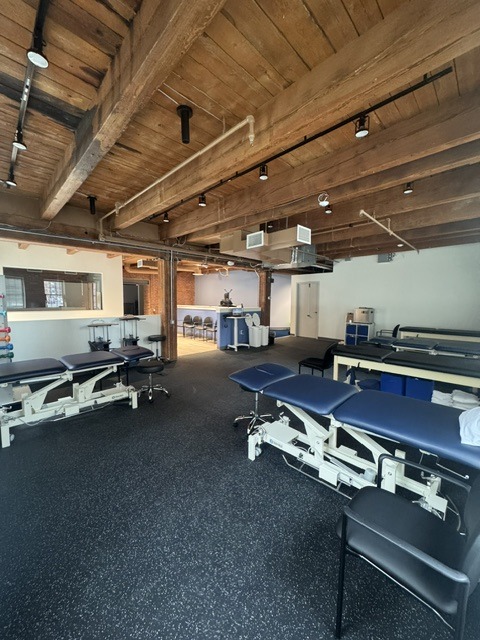 Bay State Physical Therapy - Fort Point in Boston, MA Treatment Space