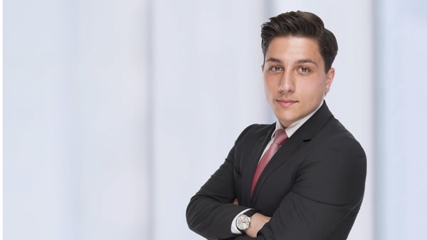 Antonia Vella. Ihr Ansprechpartner für die Barmenia Versicherung in Köln.