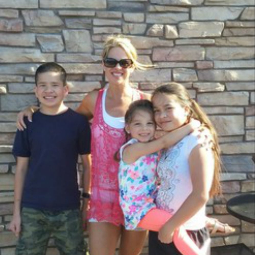 Ethan, me, Amerie and Natalie... Enjoying some fun family time!