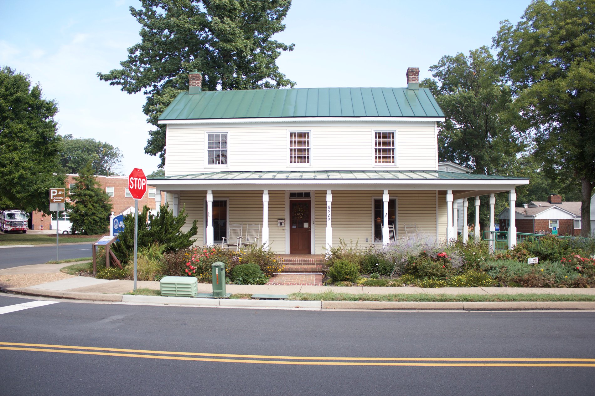 Photo gallery image