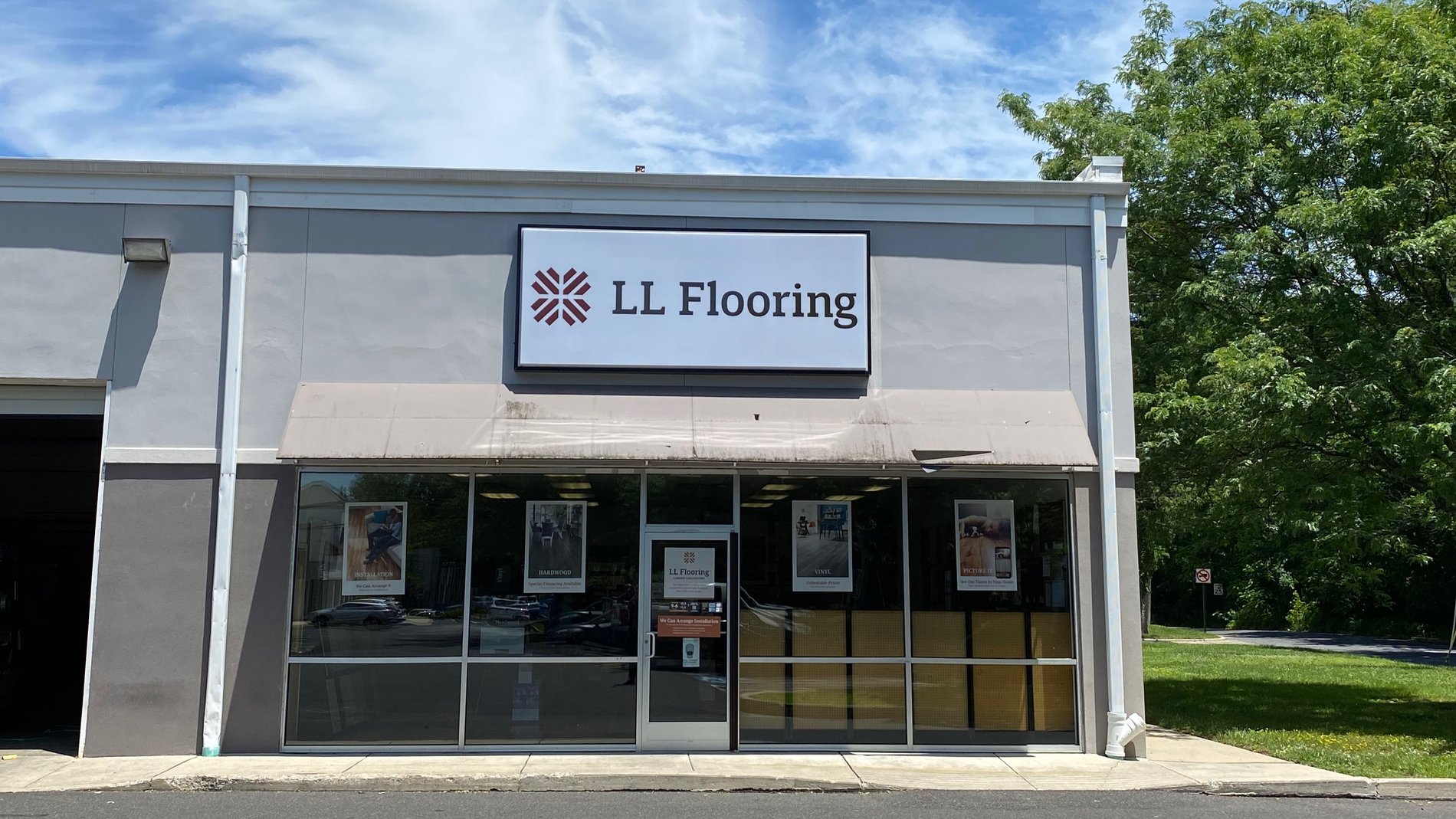 L Flooring #1101 Cherry Hill | 1205 Warren Avenue | Storefront