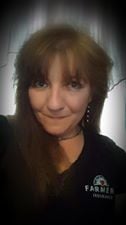 Photo of Vicky Papics