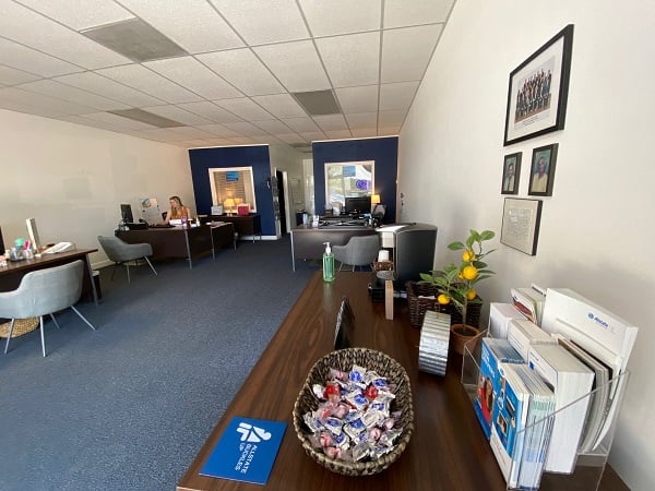 Photo gallery image
