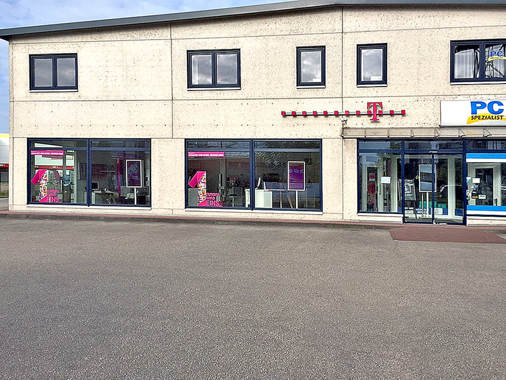 Store photo