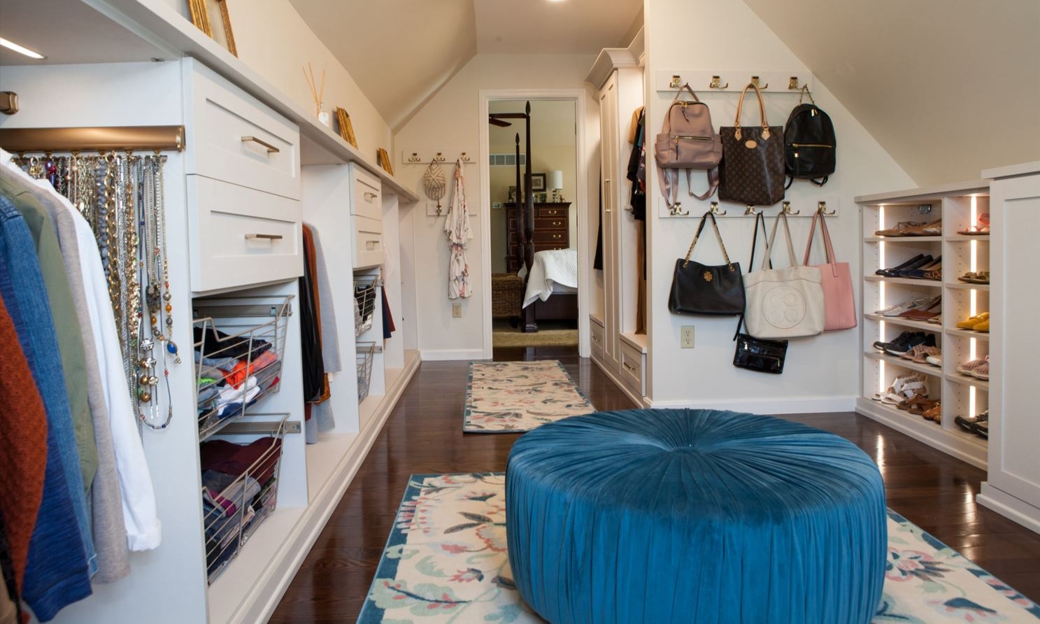 Custom Dressing Room Custom Dressing Room