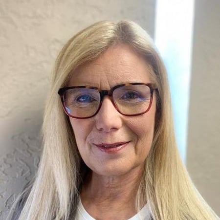 Allstate Insurance Agent Laura Harris