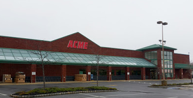Acme Markets store front picture of store at 912 W Bay Ave in Barnegat NJ