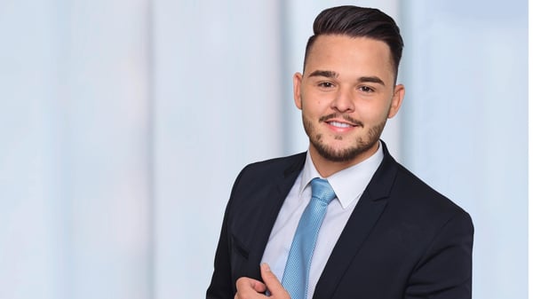 Vitali Hilser. Ihr Ansprechpartner für die Barmenia Versicherung in Regensburg.