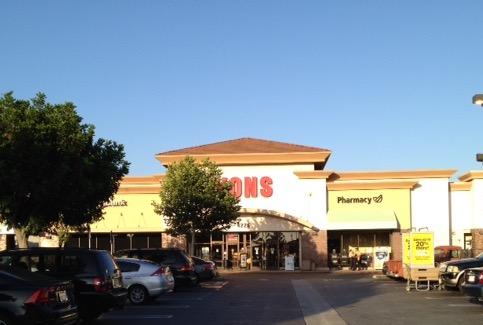 Vons Store Front Picture at 4226 Woodruff Ave in Lakewood CA