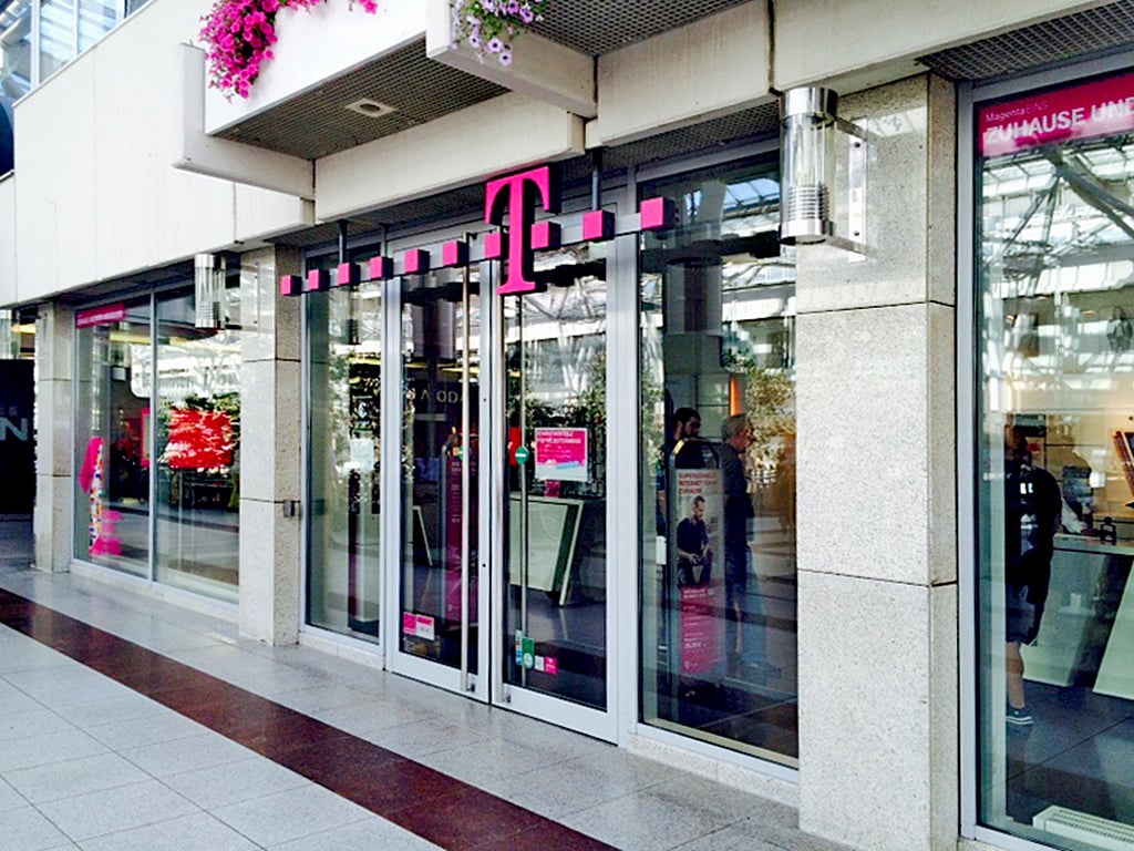 Store photo