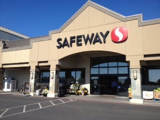 Safeway Store Front Picture at 401 S Roosevelt Dr in Seaside OR