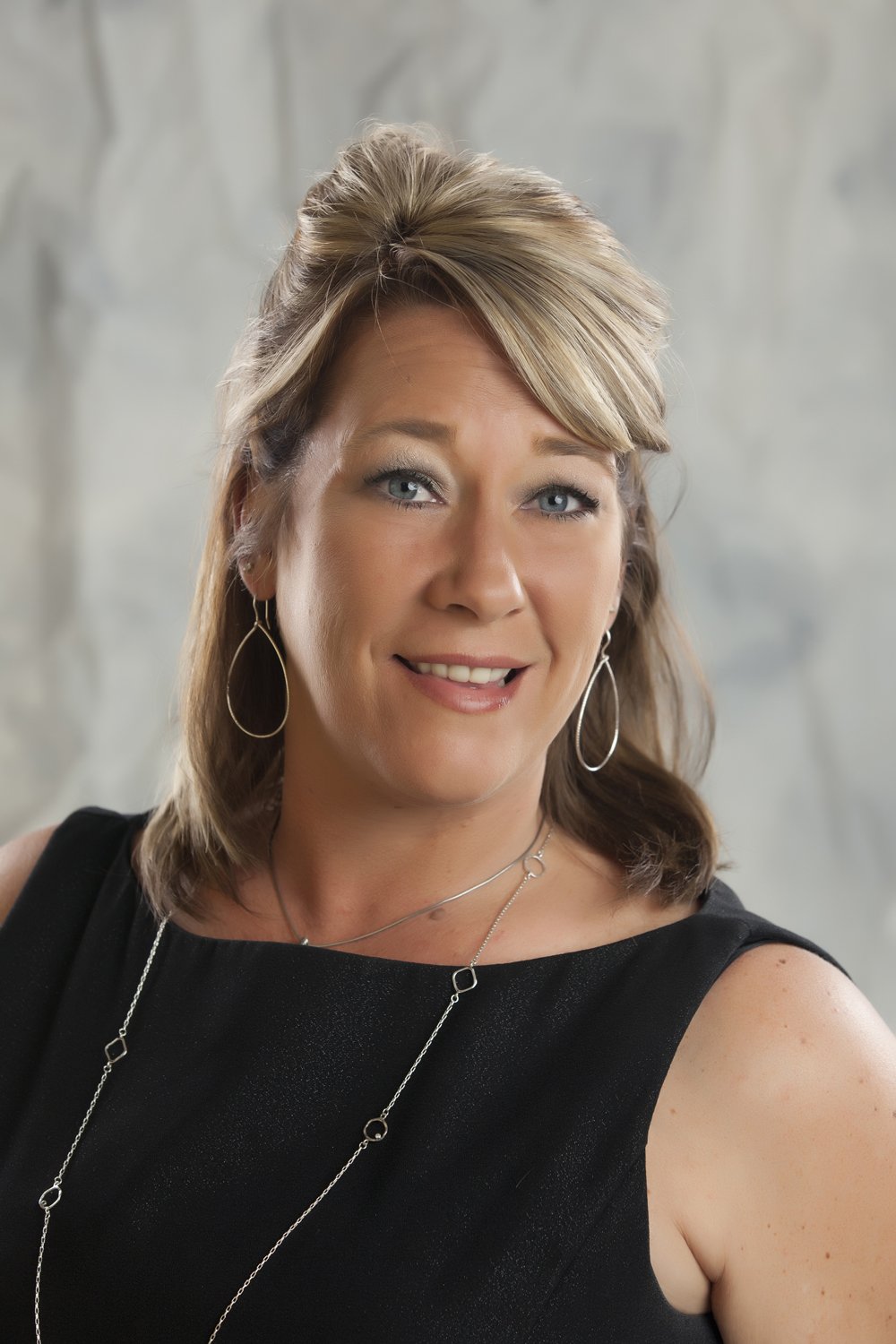 Leigh Holston