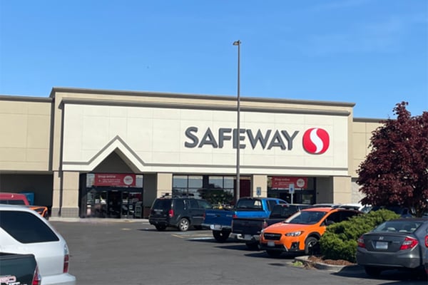 Safeway Store Front Picture at 1600 Plaza Way in Walla Walla WA