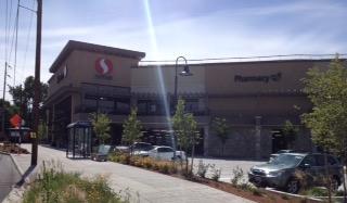 Safeway Store Front Picture at 8145 SW Barbur Blvd in Portland OR