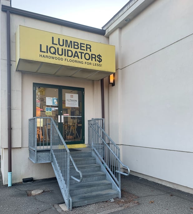 LL Flooring #1094 Norwalk | 651 Connecticut Avenue | Storefront