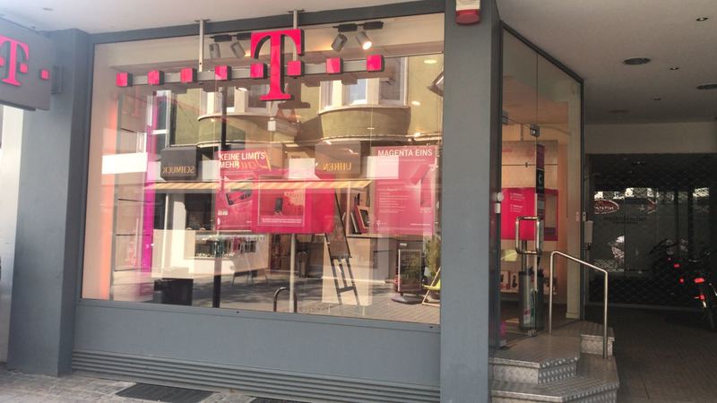 Store photo