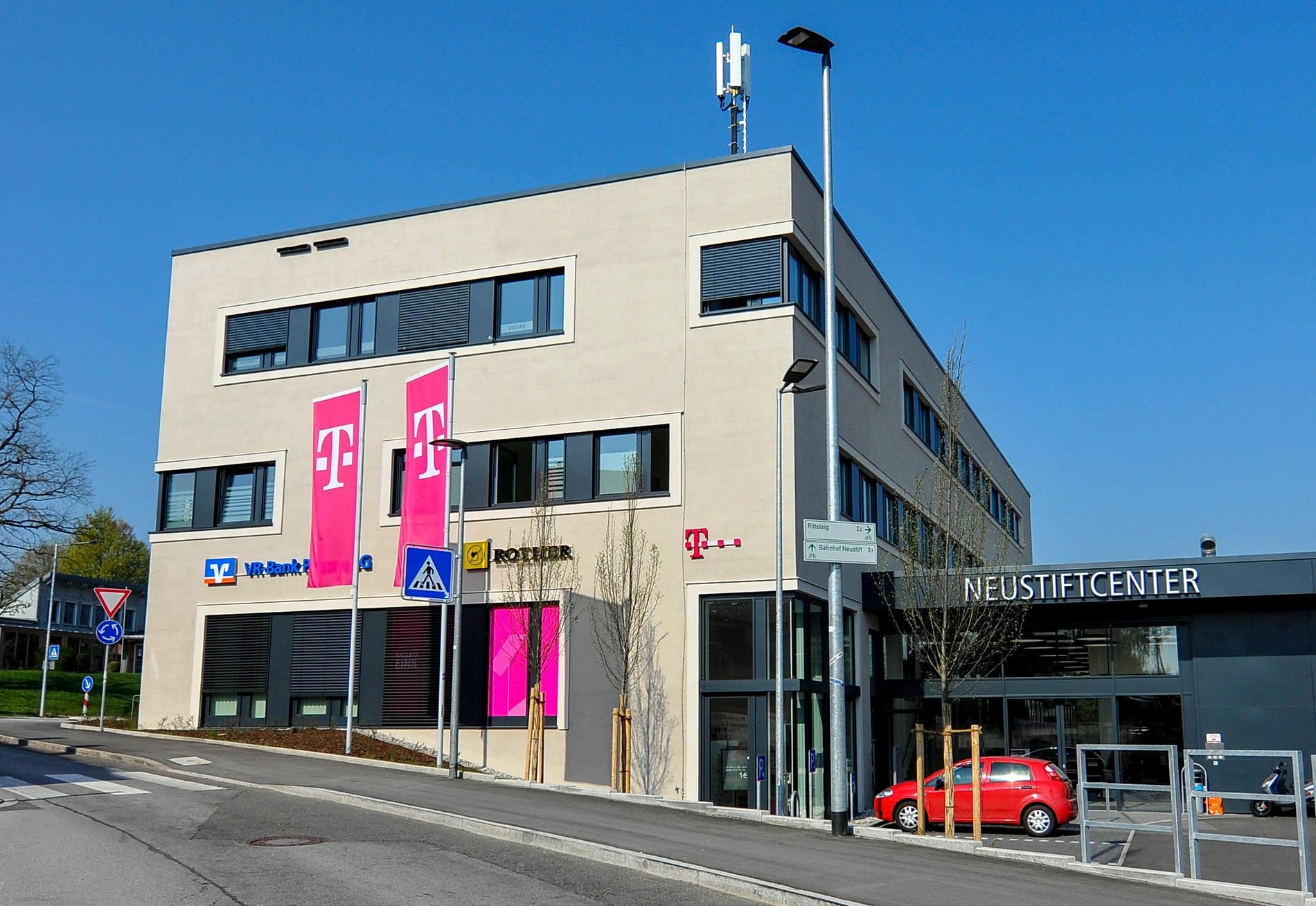 Store photo