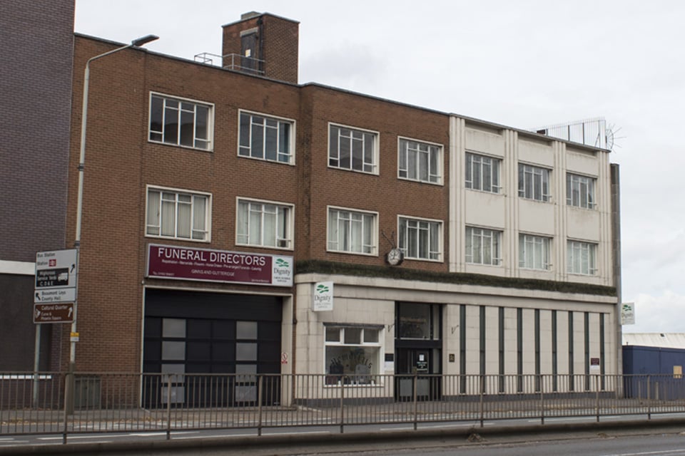 Ginns & Gutteridge Funeral Directors on Vaughan Way, Leicester