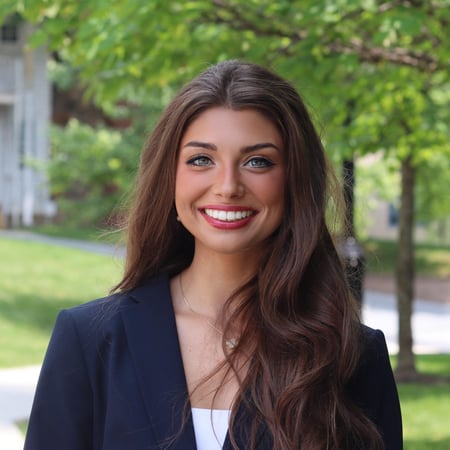 Photo of Lauren Pristas