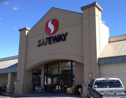 Safeway store front picture of 990 Highway 395 S in Hermiston OR